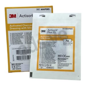 ACTISORB PLUS 25 - 10,5 cm x 10,5 cm - Apósito de carbón activado con Plata - Systagenix