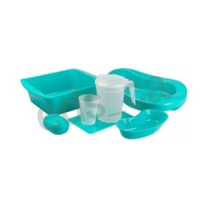 Kit de Admisión Femenino - Selva Incluye:Pato,Ponchera,Bandeja,Jarra,Vaso,Riñonera y Jabonera.